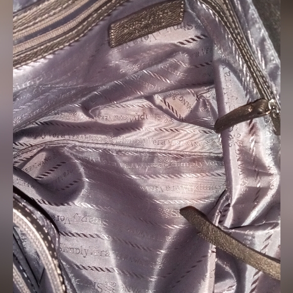 🌞Vera Wang Gray Shoulder Bag - Picture 11 of 14